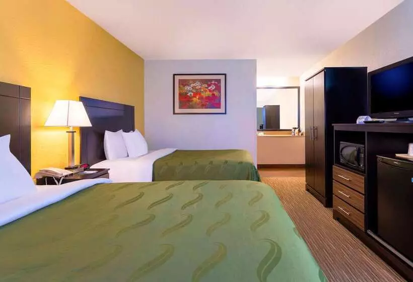 Hotelli Quality Inn At Arlington Highlands