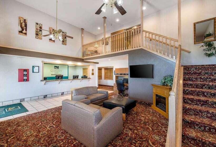 فندق Quality Inn