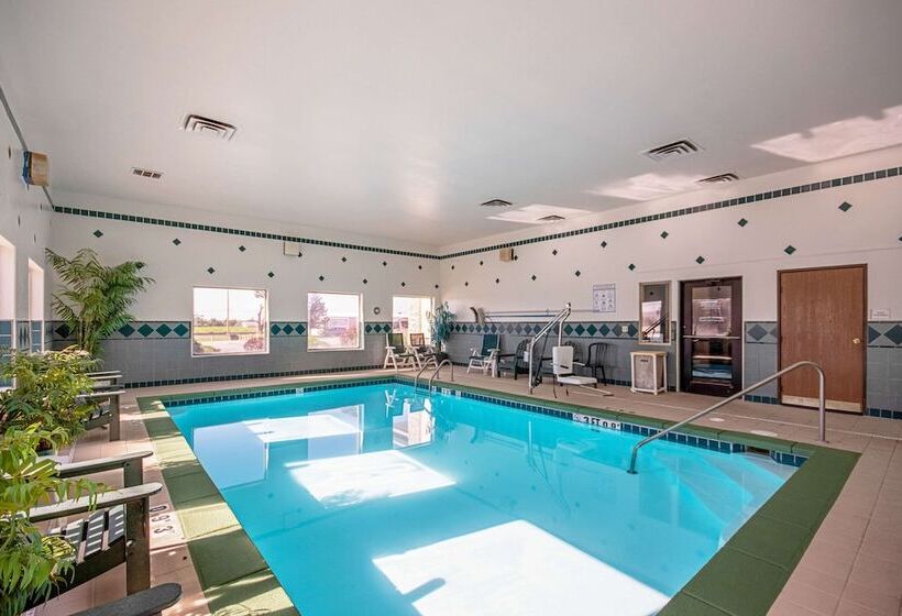 فندق Quality Inn