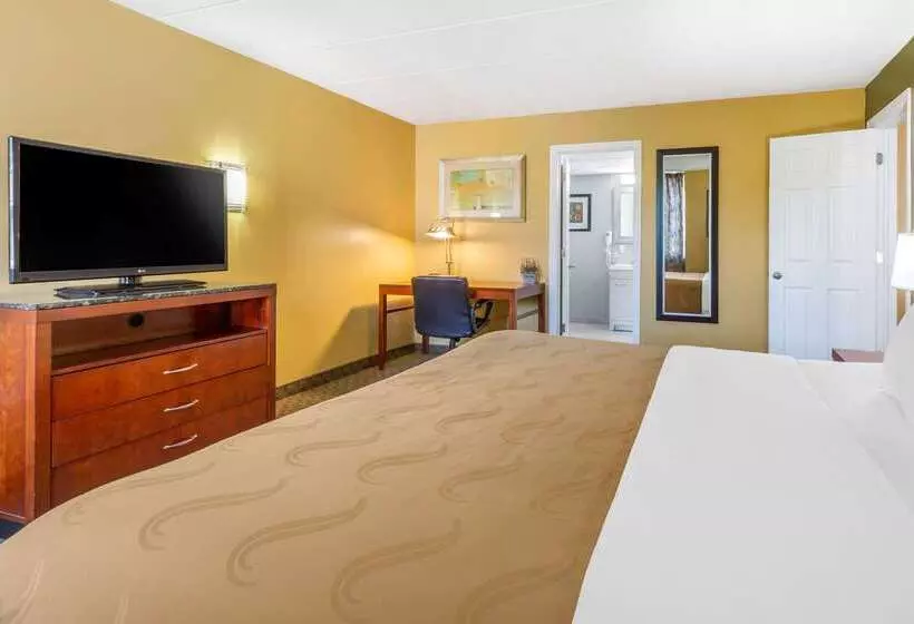 Отель Quality Inn Old Saybrook Westbrook