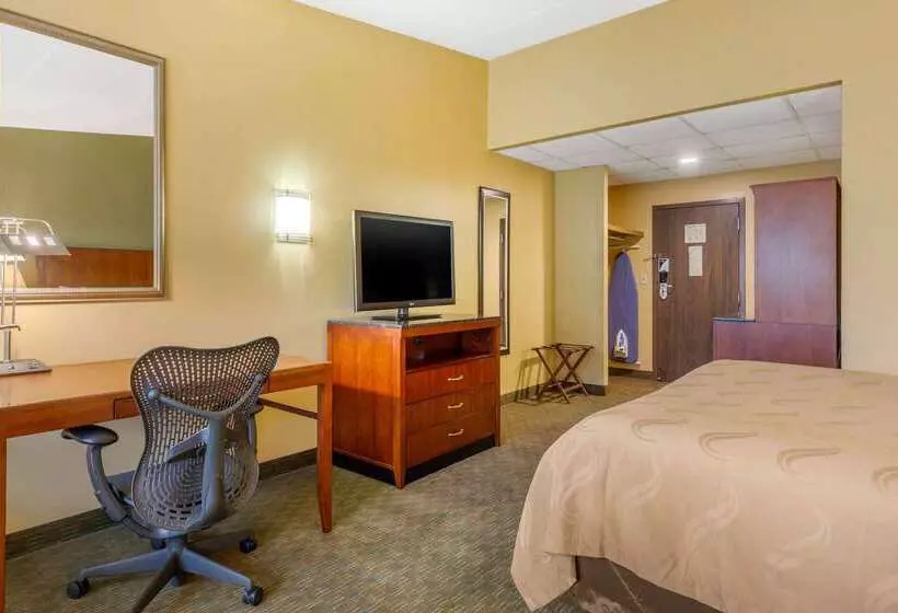 Отель Quality Inn Old Saybrook Westbrook