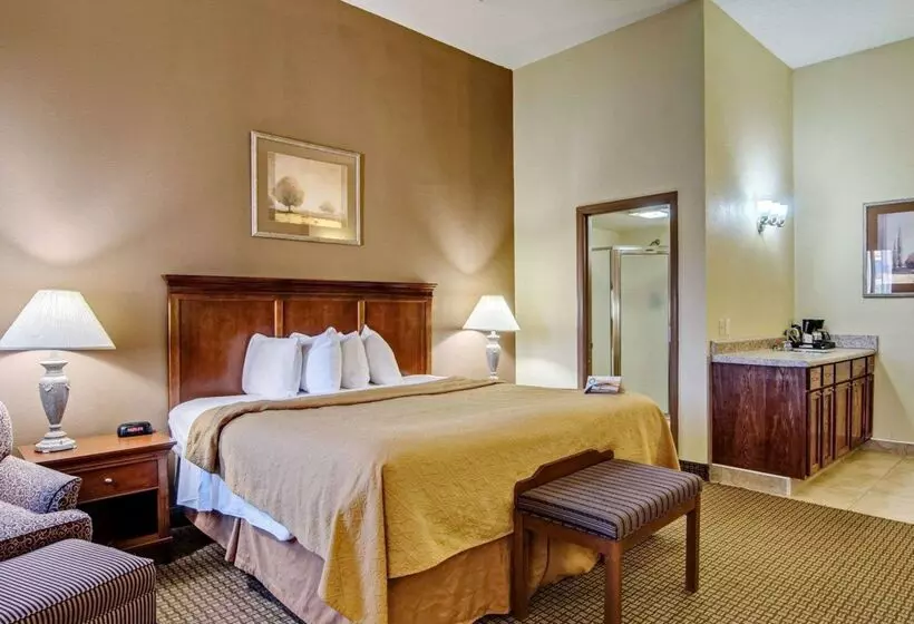 هتل Quality Inn Salem  I81