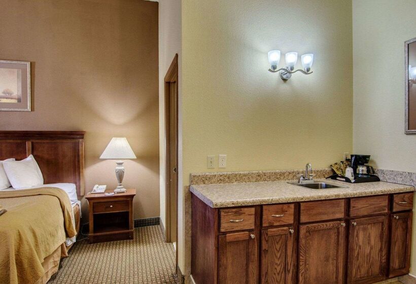 Hotel Quality Inn Salem I81