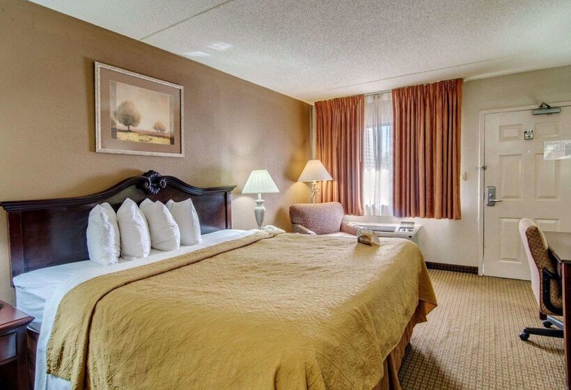Hotel Quality Inn Salem I81