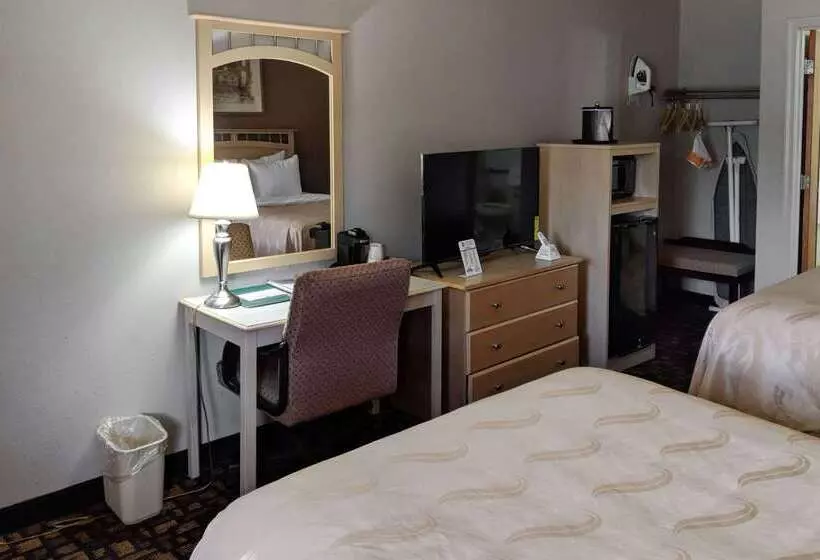 هتل Quality Inn Salem  I81
