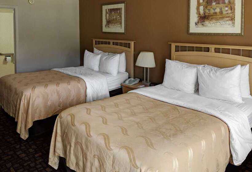 Hotel Quality Inn Salem I81