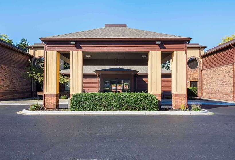 호텔 Quality Inn & Suites