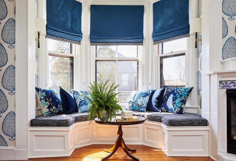 Hotel The Cliffside Inn