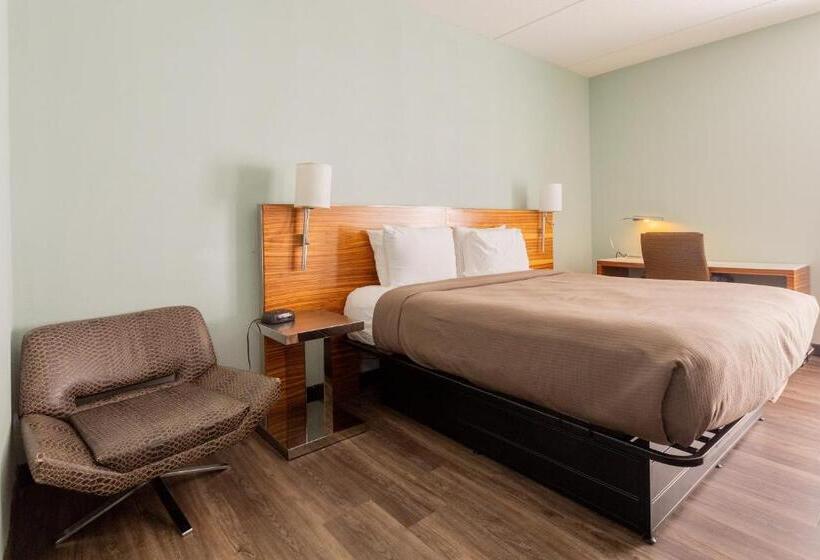 فندق Baymont By Wyndham Creedmoor