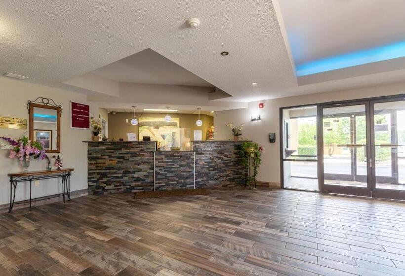 فندق Baymont By Wyndham Creedmoor