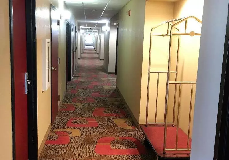 호텔 Baymont By Wyndham Creedmoor