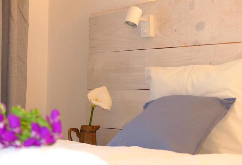 호스텔 Porto Beach Lodge