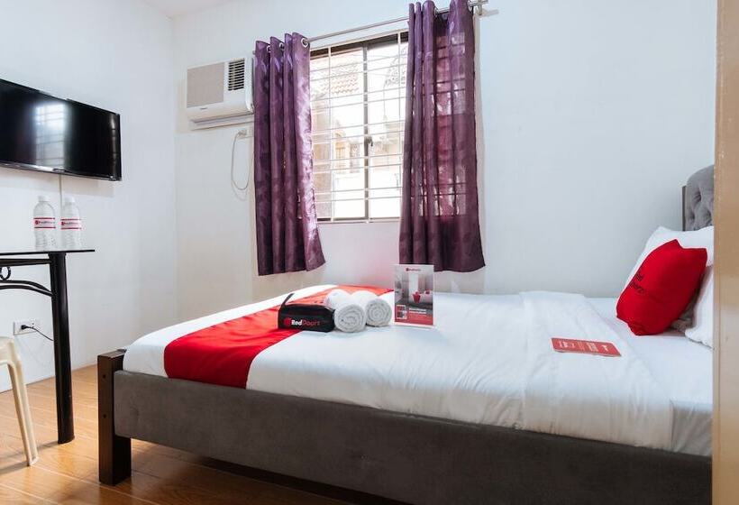 הוסטל Reddoorz Plus Near Robinsons Place Manila