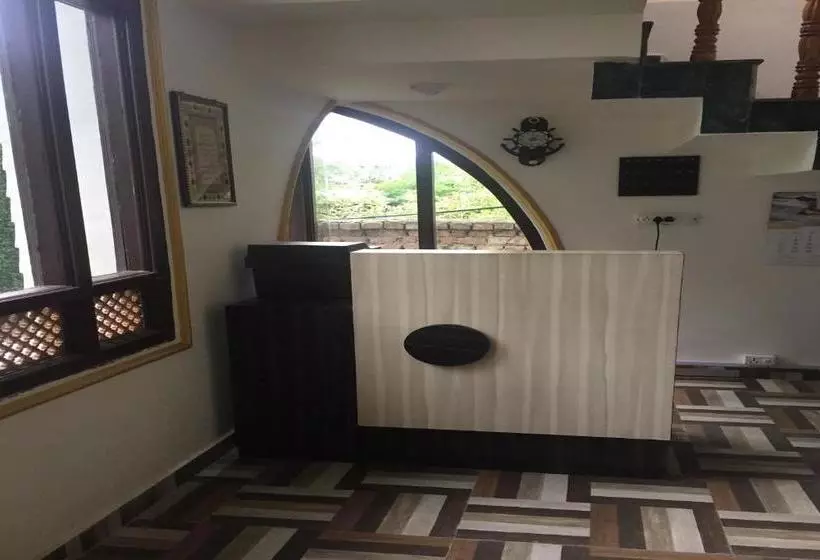 Hotel Oyo 38678 Northland Residency