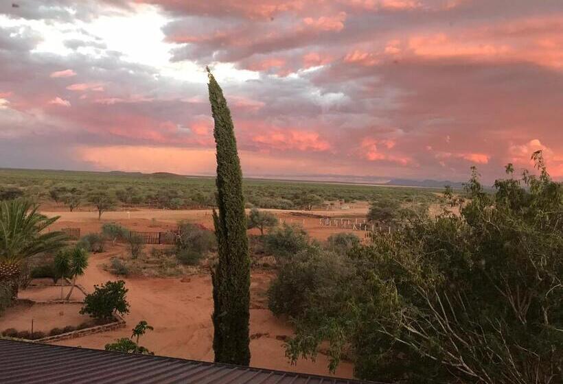 هتل The Farmhouse