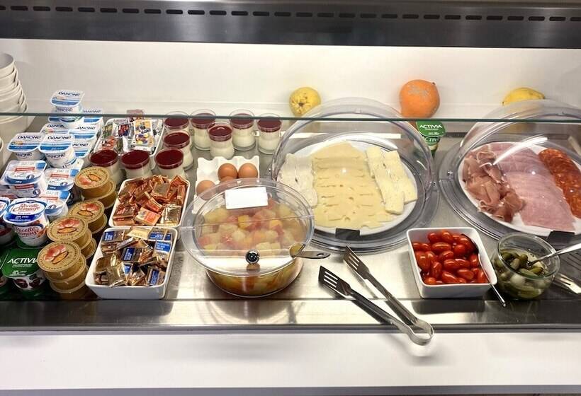 Отель Atolon Park