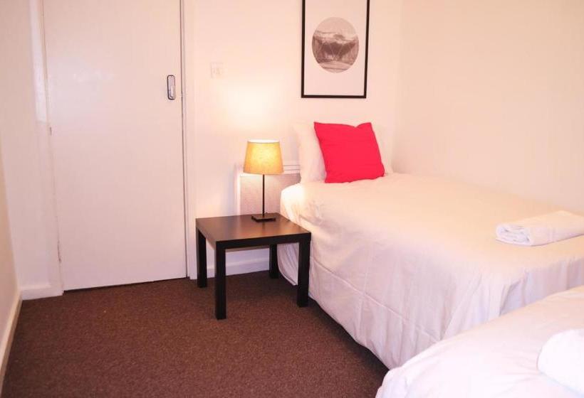 호텔 The Lion Head