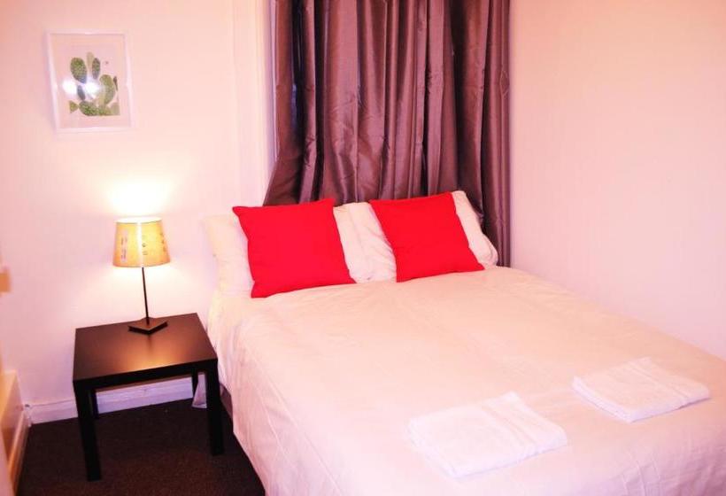 호텔 The Lion Head