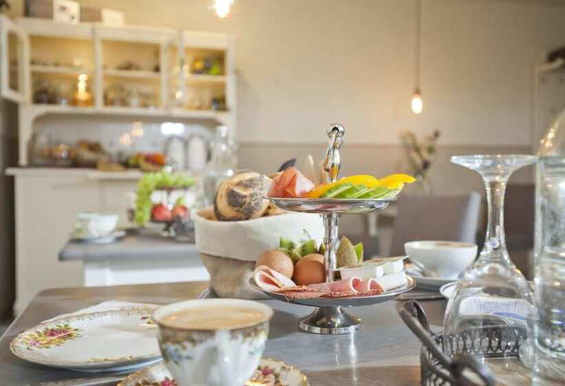 پانسیون Altstadt Gästehaus