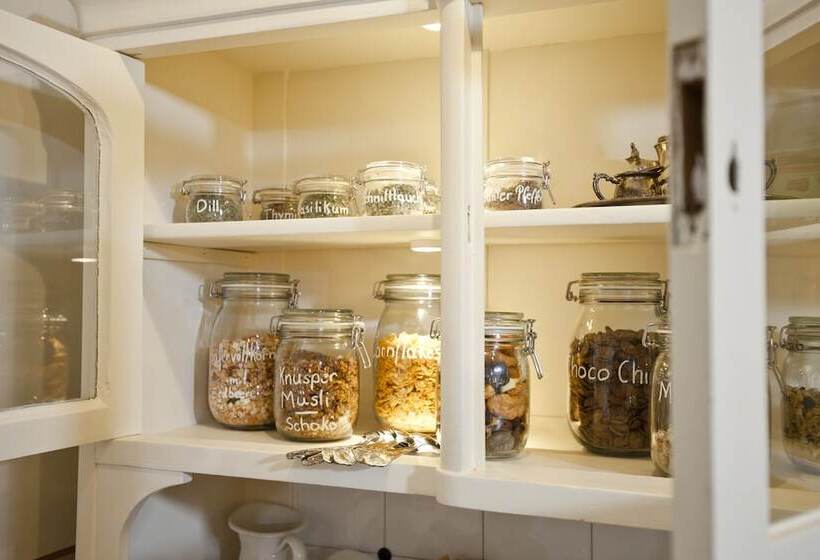 پانسیون Altstadt Gästehaus