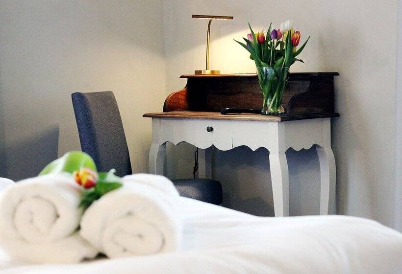 پانسیون Altstadt Gästehaus