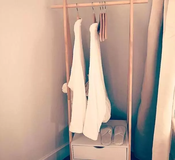 ベッドアンドブレックファースト Chambres D'hôtes Les Garçons