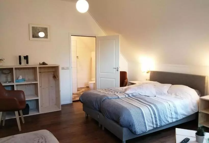 ベッドアンドブレックファースト Veenemaat