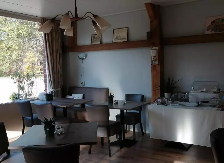 ベッドアンドブレックファースト Veenemaat