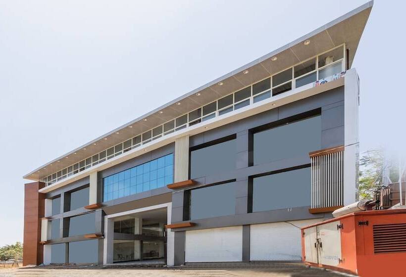 Hotell Spot On 28247  Smr Palace