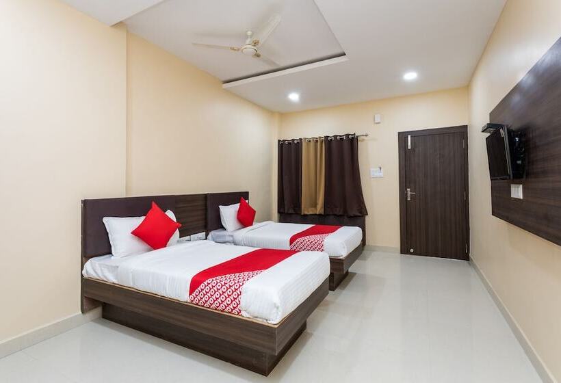 Hotell Spot On 28247  Smr Palace