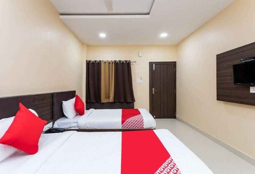 Hotell Spot On 28247  Smr Palace