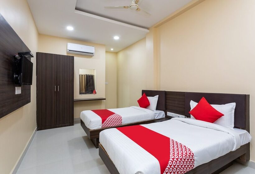 Hotell Spot On 28247  Smr Palace