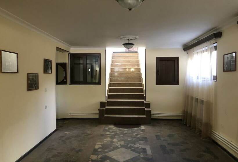 Pensjonat Check Inn Dilijan