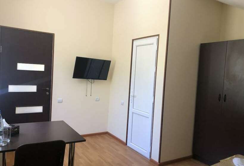 Pensjonat Check Inn Dilijan