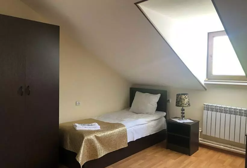 Majatalo Check Inn Dilijan