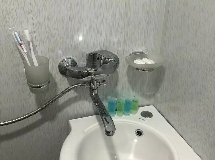 Majatalo Check Inn Dilijan