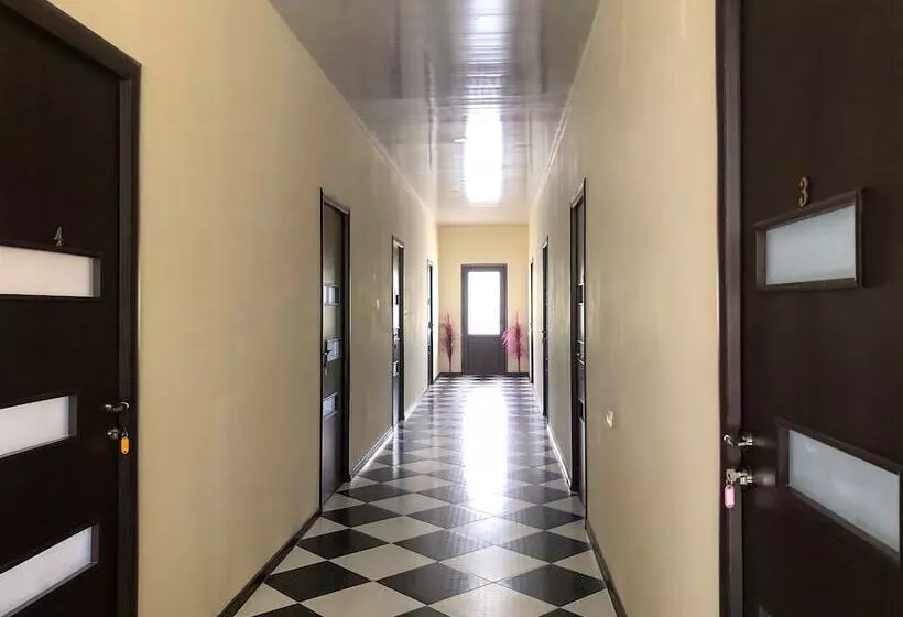 Majatalo Check Inn Dilijan