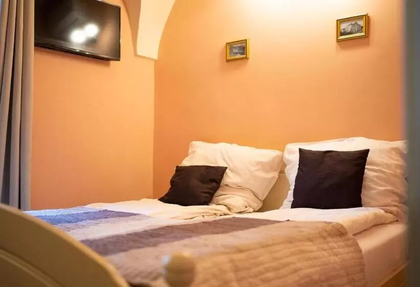 Retkeilymaja Patrick's Pub