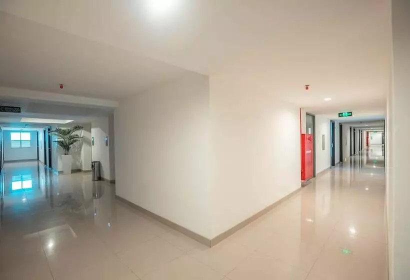 ホテル Flagship 728 Baileys Apartment