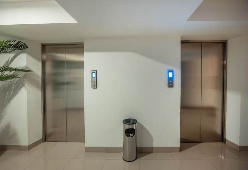 فندق Flagship 728 Baileys Apartment