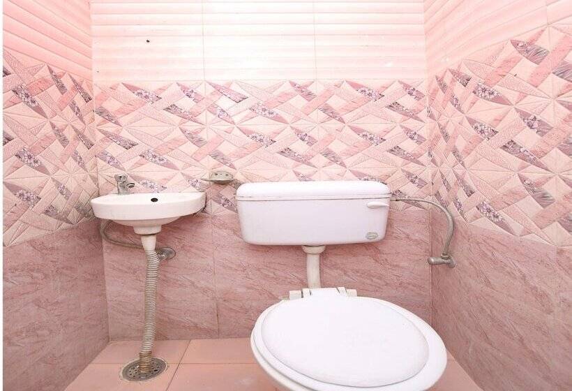 酒店 Spot On 38121 Sunshine Lodge