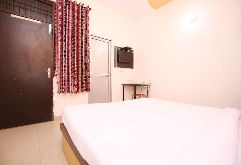 酒店 Spot On 38121 Sunshine Lodge