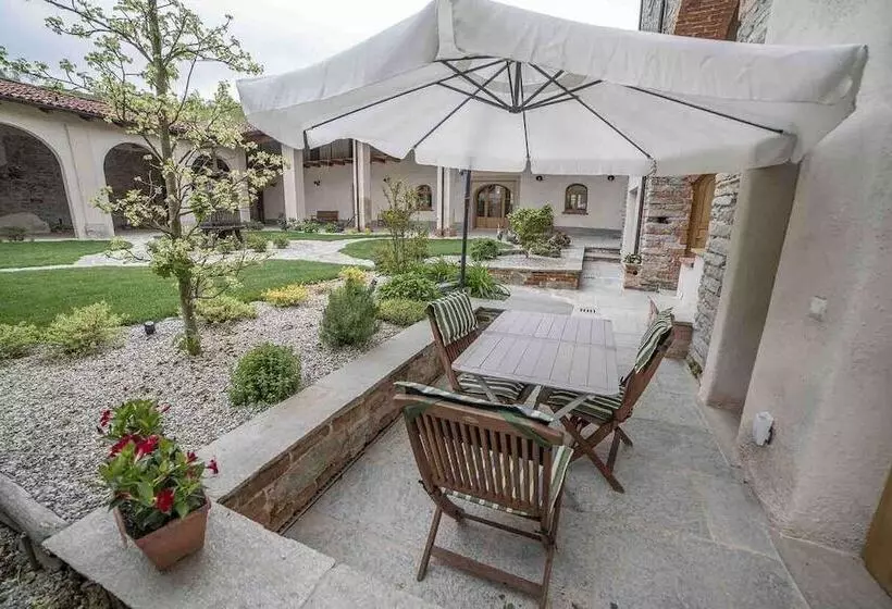 Hotelli Tenuta Armonia