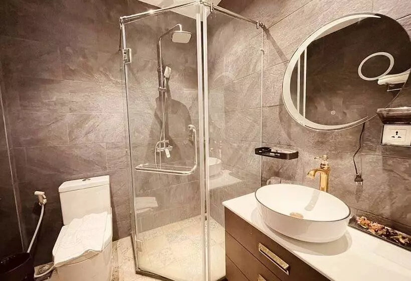 Baitong Hotel & Resort Phnom Penh