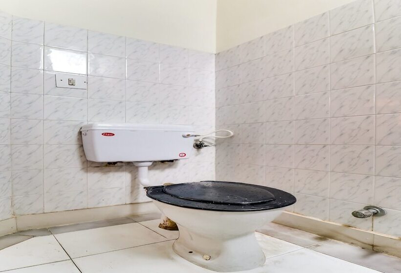 Spot On 38670 Hotel Diamond