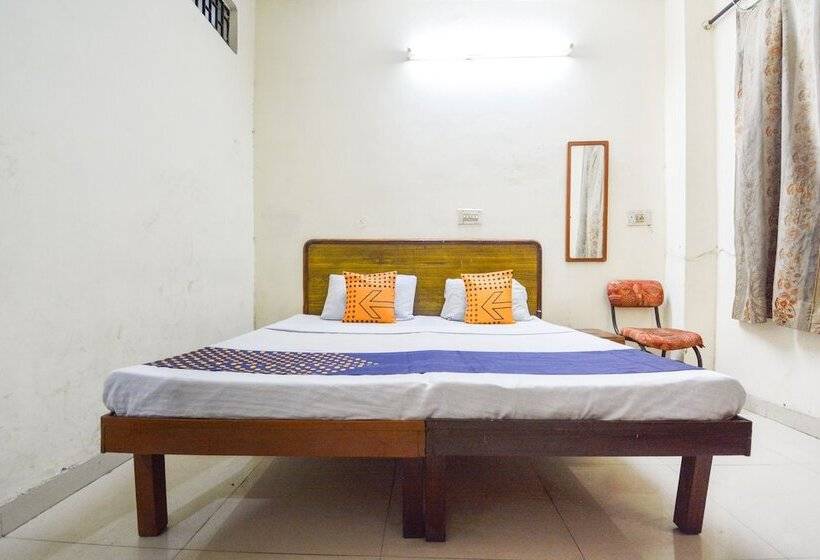 Spot On 38670 Hotel Diamond