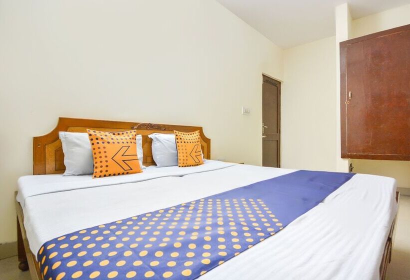 Spot On 38670 Hotel Diamond