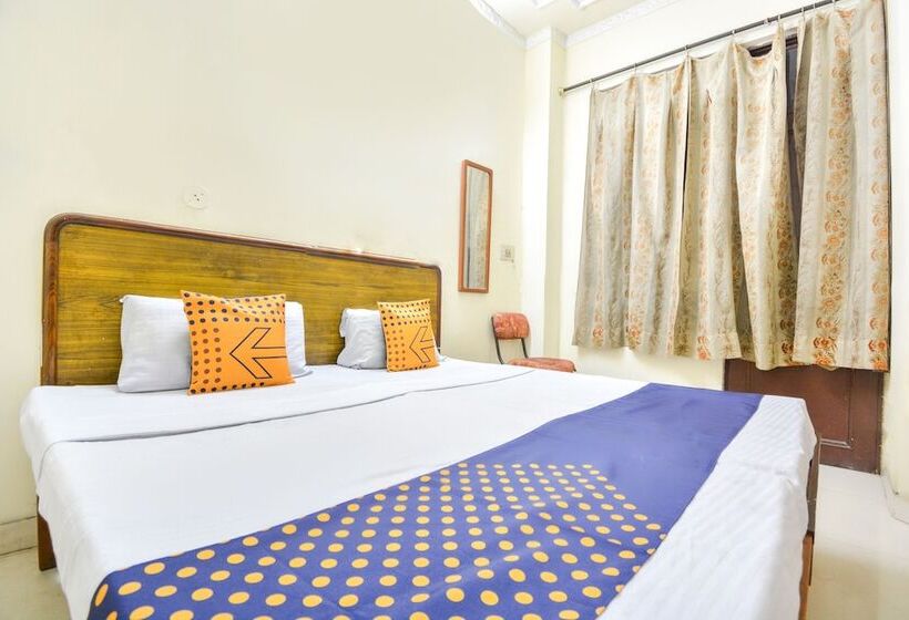 Spot On 38670 Hotel Diamond