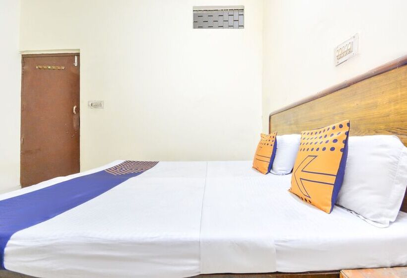 Spot On 38670 Hotel Diamond