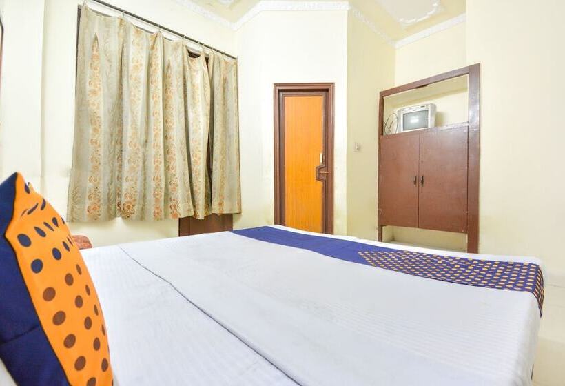 Spot On 38670 Hotel Diamond